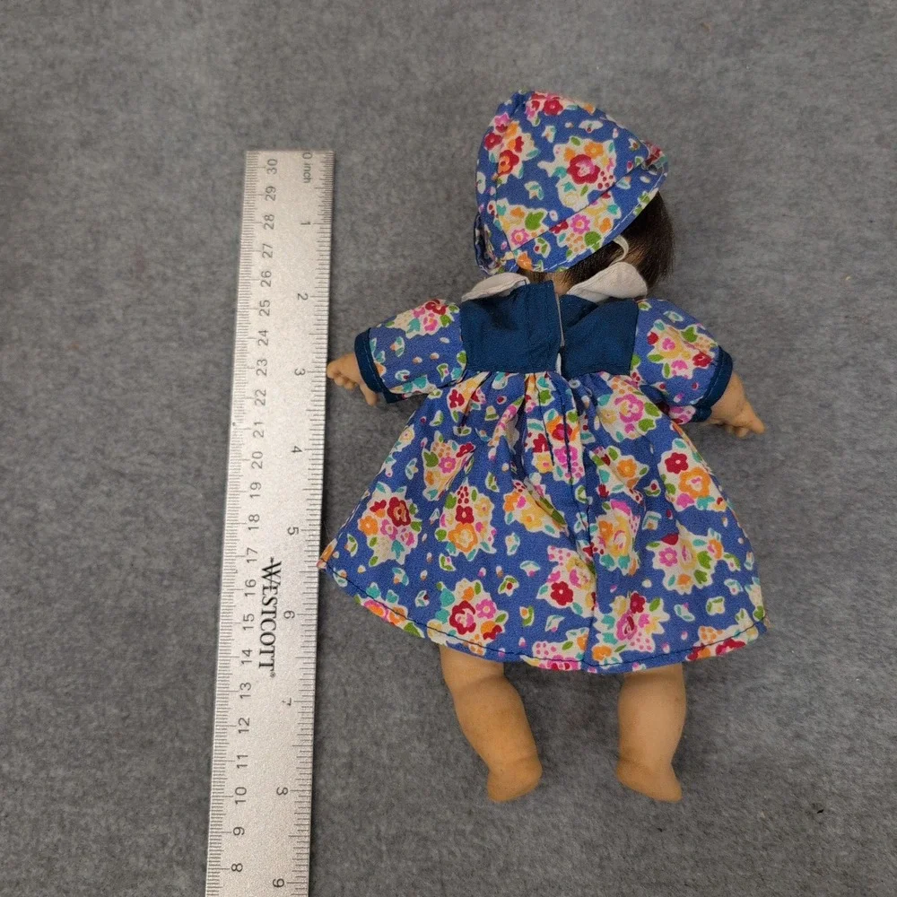 Vintage Gi-Go Bean Bag Baby Doll Blue Floral‎ Dress Bonnet Blue Bow Yawning